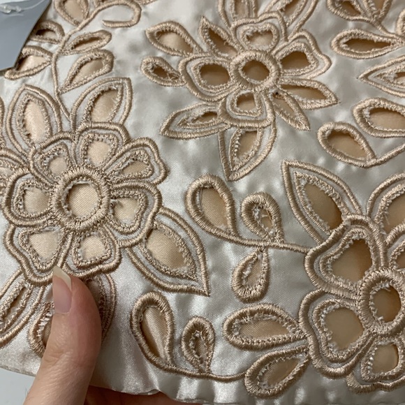 Opal / Marble Handle and Silk / Nylon Embroidered Night Out Bag - Picture 4 of 16